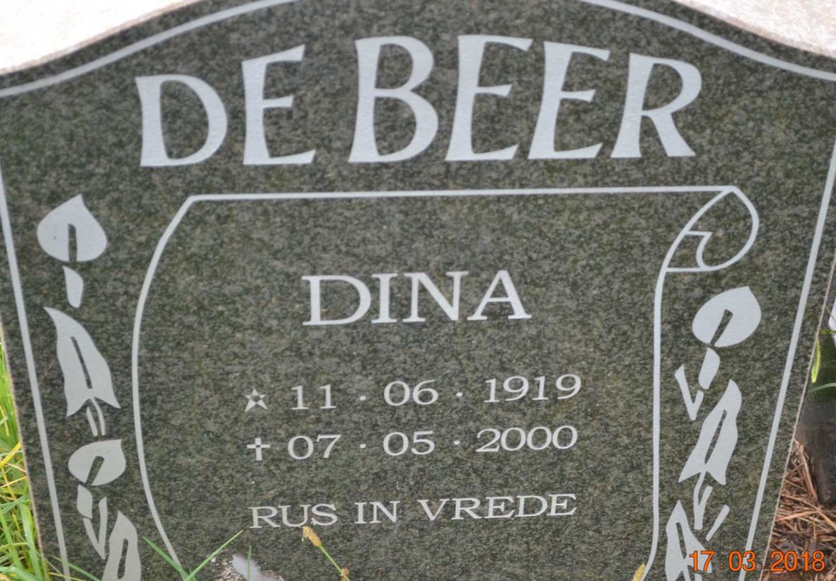 BEER Dina, de 1919-2000