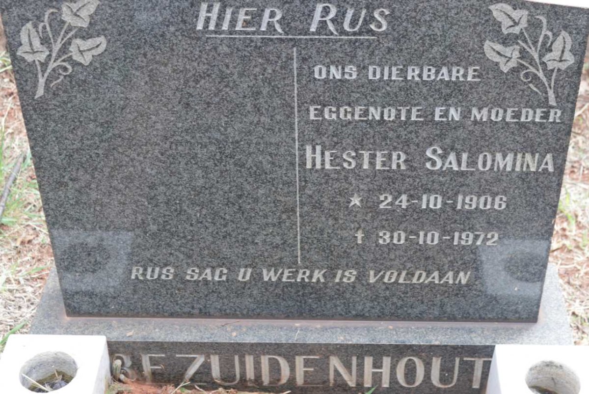 BEZUIDENHOUT Hester Salomina 1906-1972