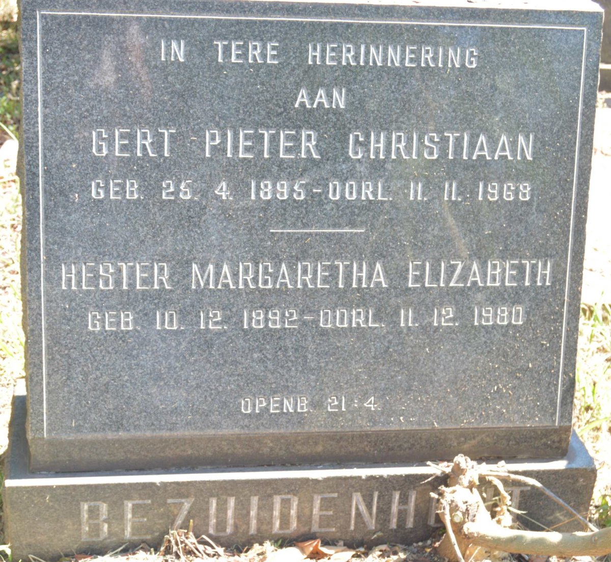 BEZUIDENHOUT Gert Pieter Christiaan 1895-1968 &amp; Hester Margaretha Elizabeth 1892-1980