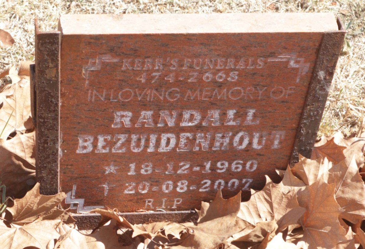 BEZUIDENHOUT Randall 1960-2007