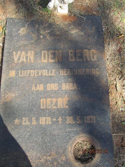BERG Dezre, van den 1971-1971