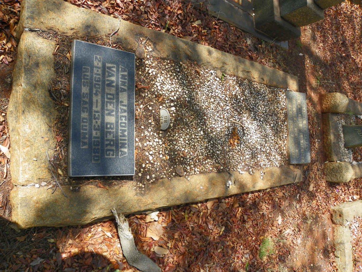 BERG Anna Jacomina, van den 1904-1980 :: SCHOEMAN Daniel 1922-1943