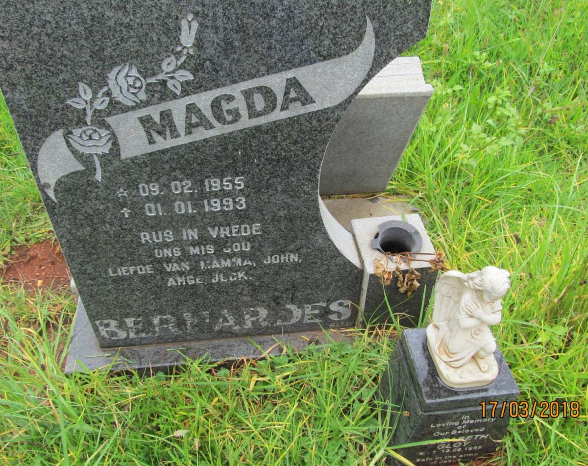 BERNARDES Magda 1955-1993 :: GLOY Elizabeth 1998-1998