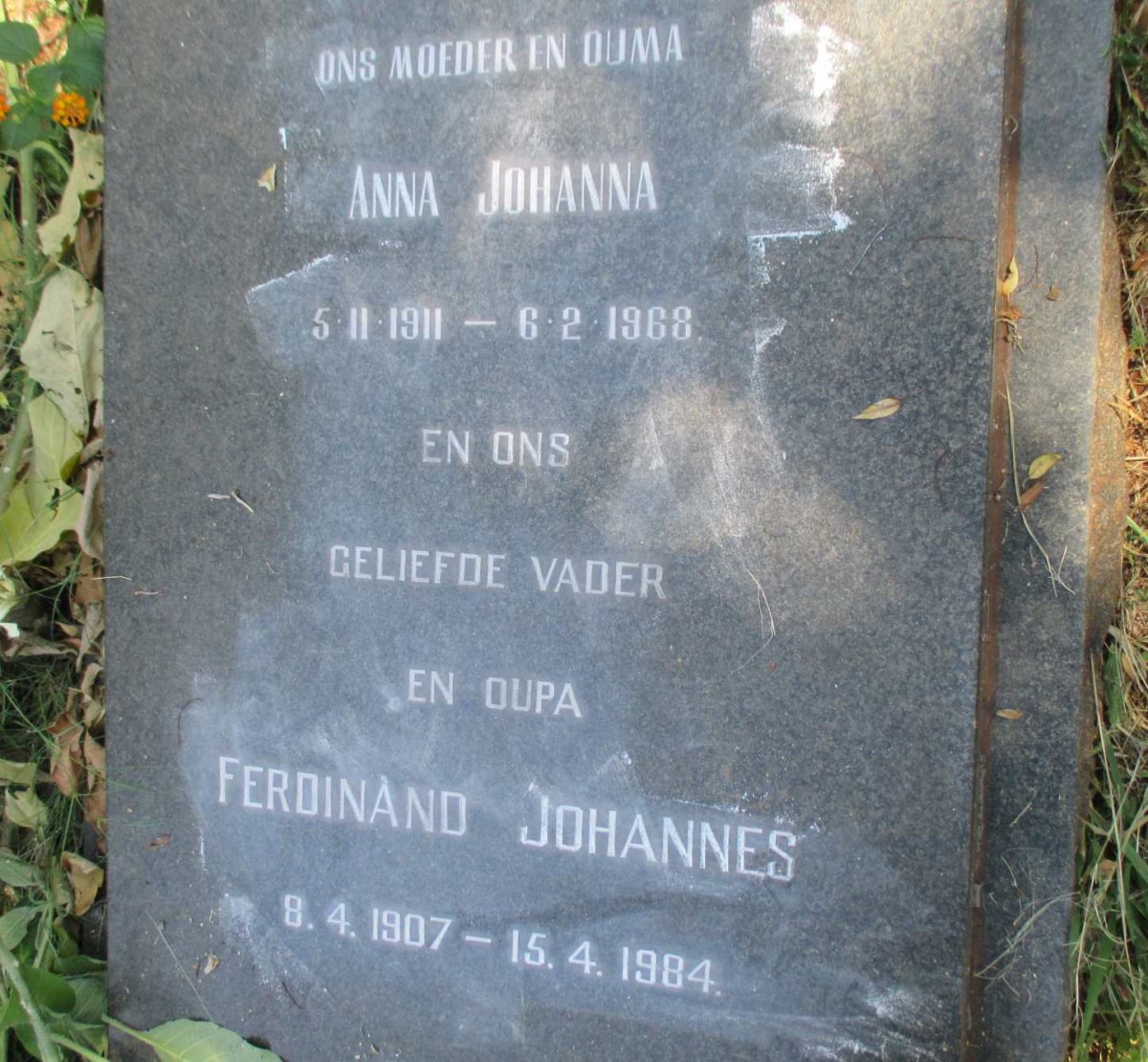 BEZUIDENHOUT Ferdinand Johannes 1907-1984 &amp; Anna Johanna 1911-1968