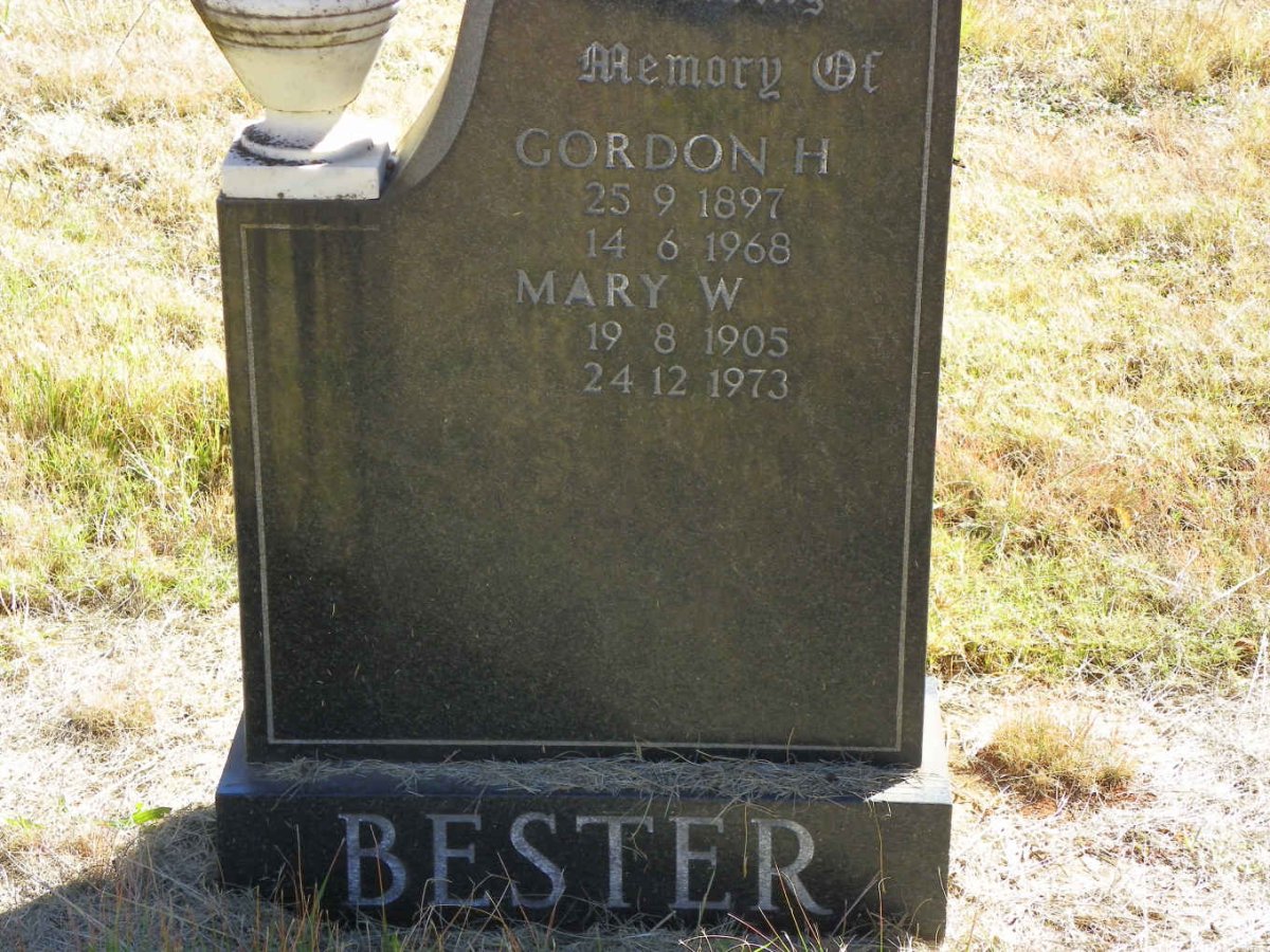 BESTER Gordon H. 1897-1968 &amp; Mary W. 1905-1973