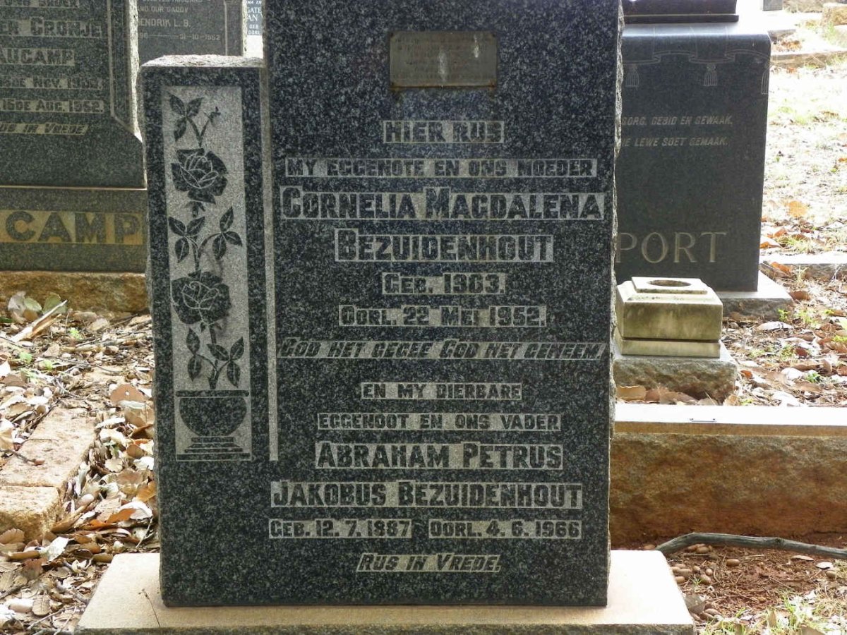 BEZUIDENHOUT Abraham Petrus Jakobus 1887-1966 &amp; Cornelia Magdalena 1903-1952