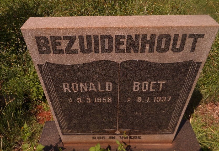 BEZUIDENHOUT Boet 1937- :: BEZUIDENHOUT Ronald 1958-