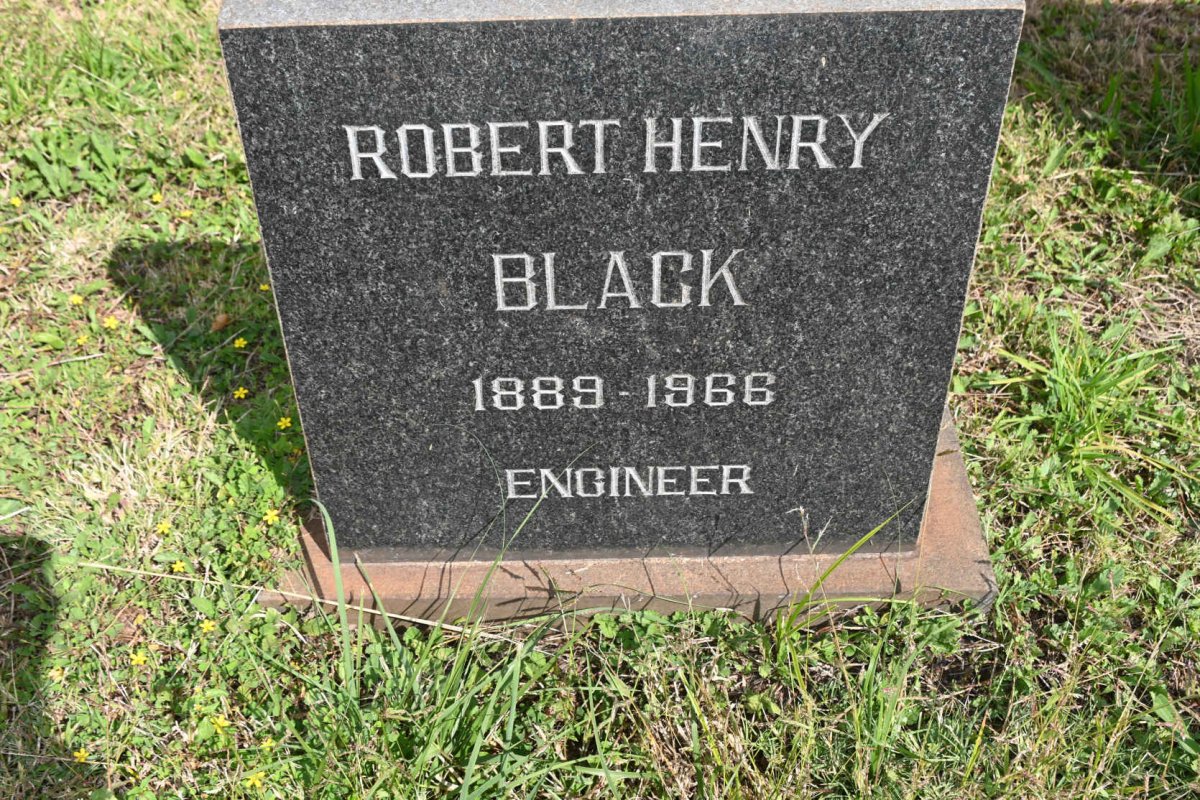 BLACK Robert Henry 1889-1966