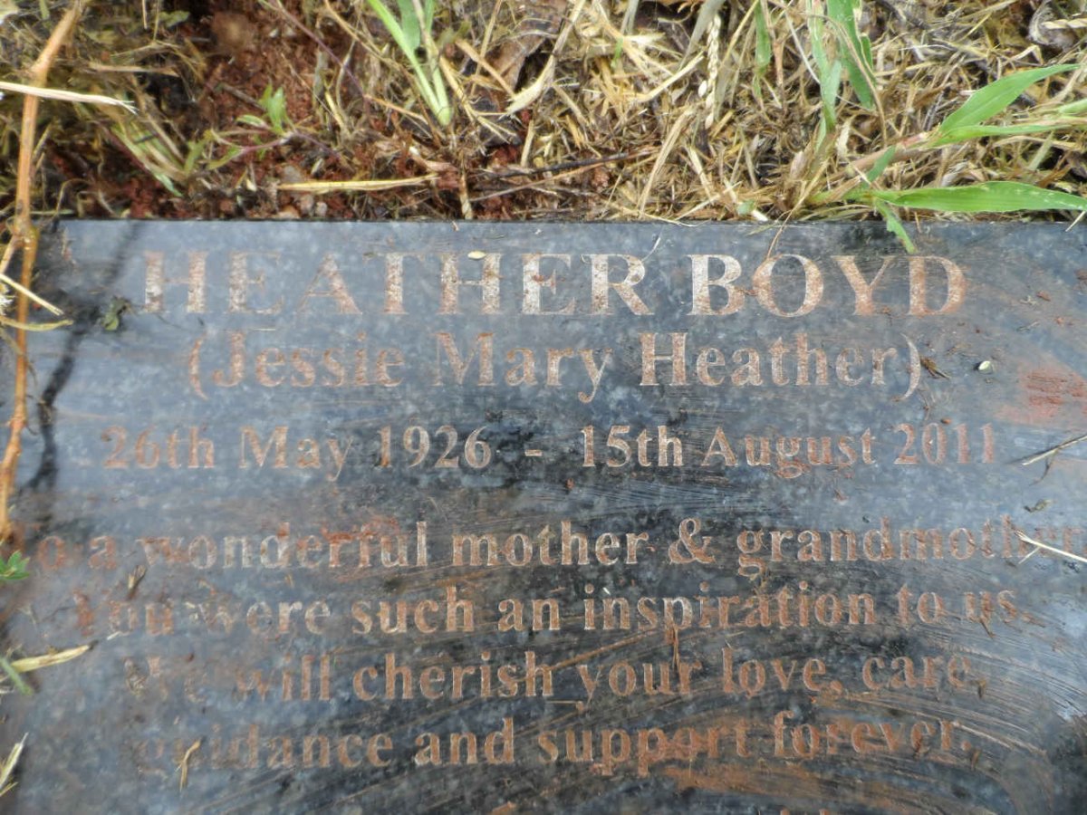 BOYD Jessie Mary Heather 1926-2011