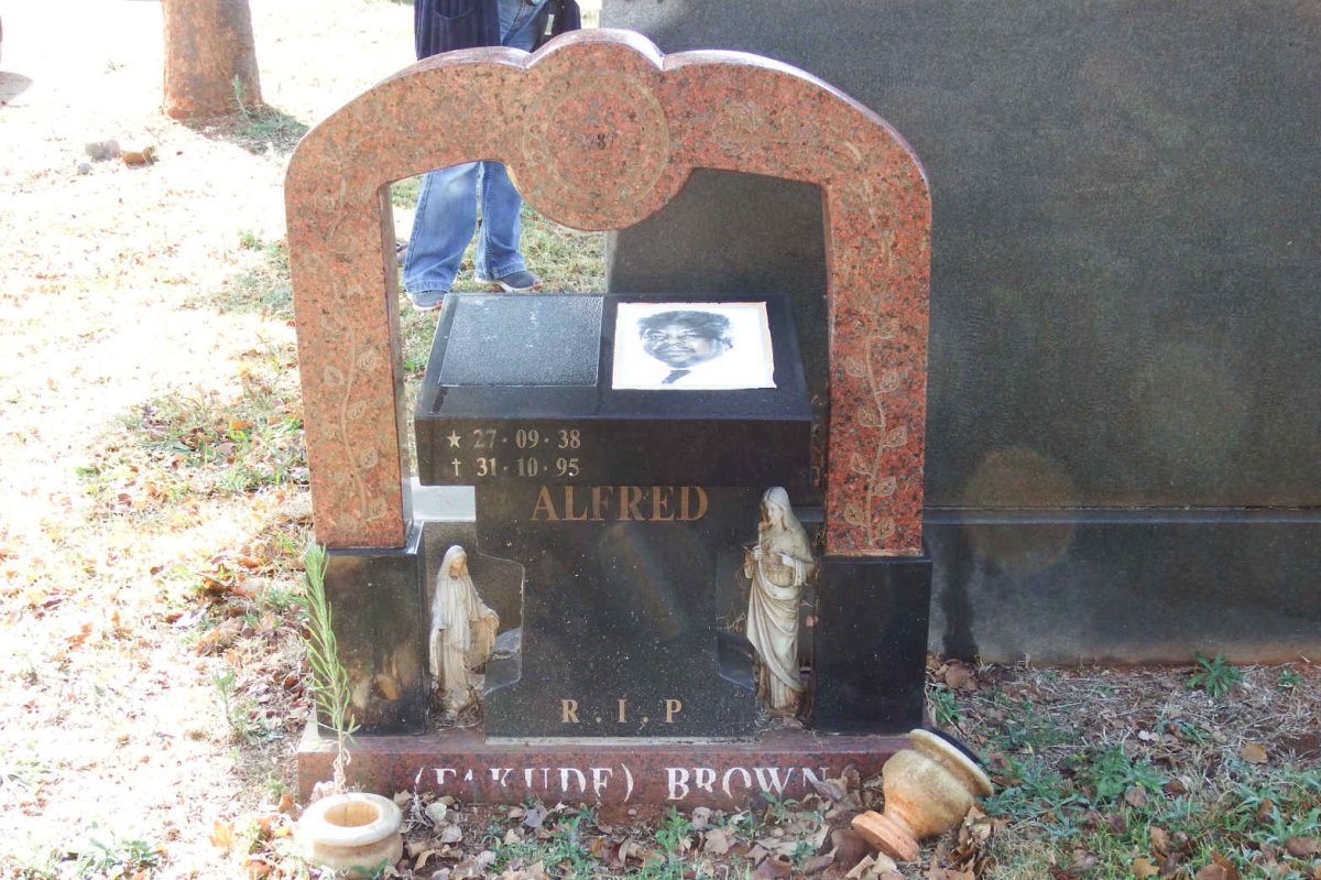 BROWN Alfred 1938-1995