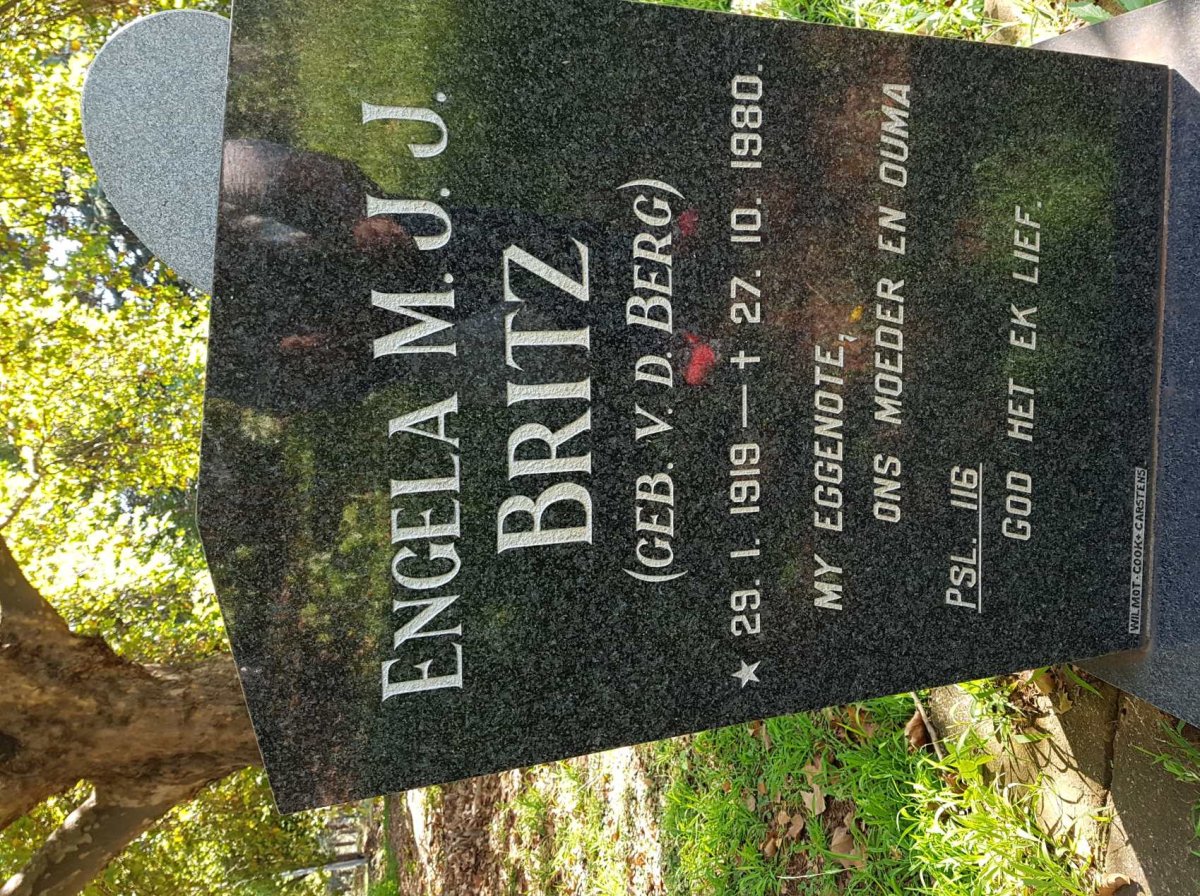 BRITZ Johannes N. 1911-2004 &amp; Engela M.J.J. V.D. BERG 1919-1980