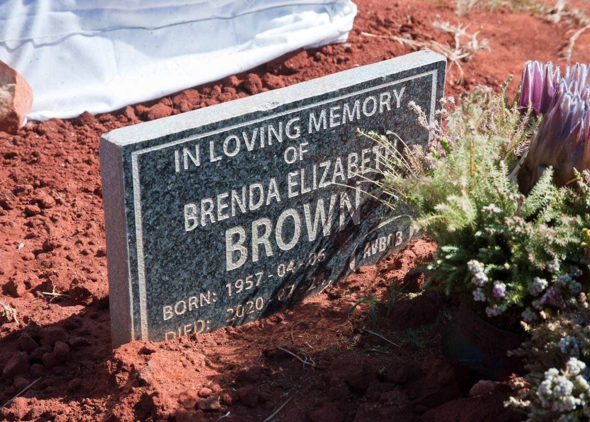 BROWN Brenda Elizabeth 1957-2020