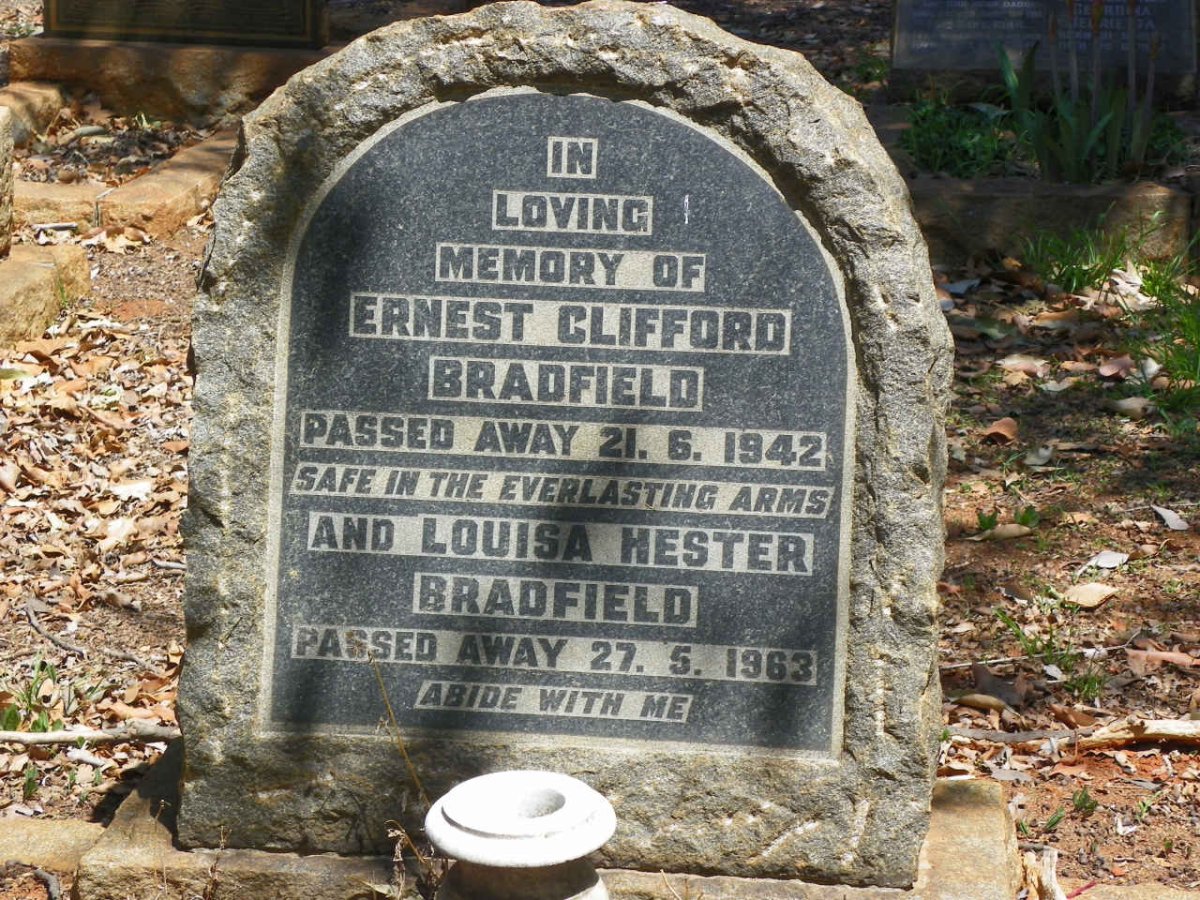 BRADFIELD Ernest Clifford -1942 &amp; Louisa Hester -1963
