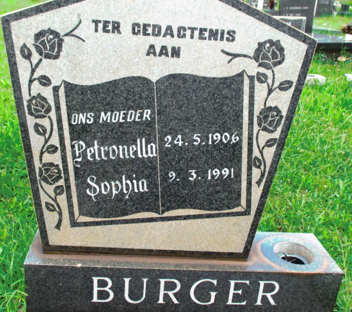 BURGER Petronella Sophia 1906-1991