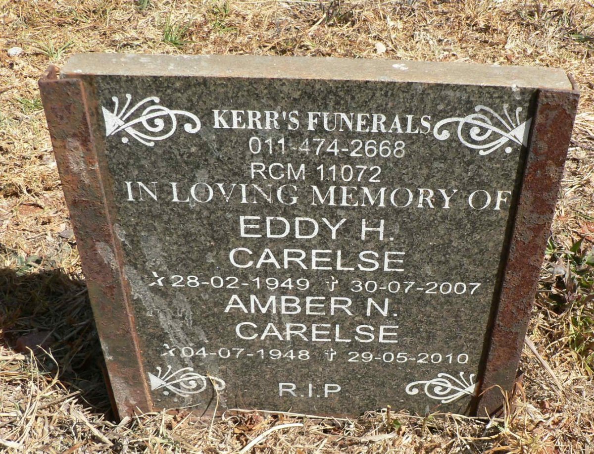CARELSE Eddy H. 1949-2007 &amp; Amber N. 1948-2010