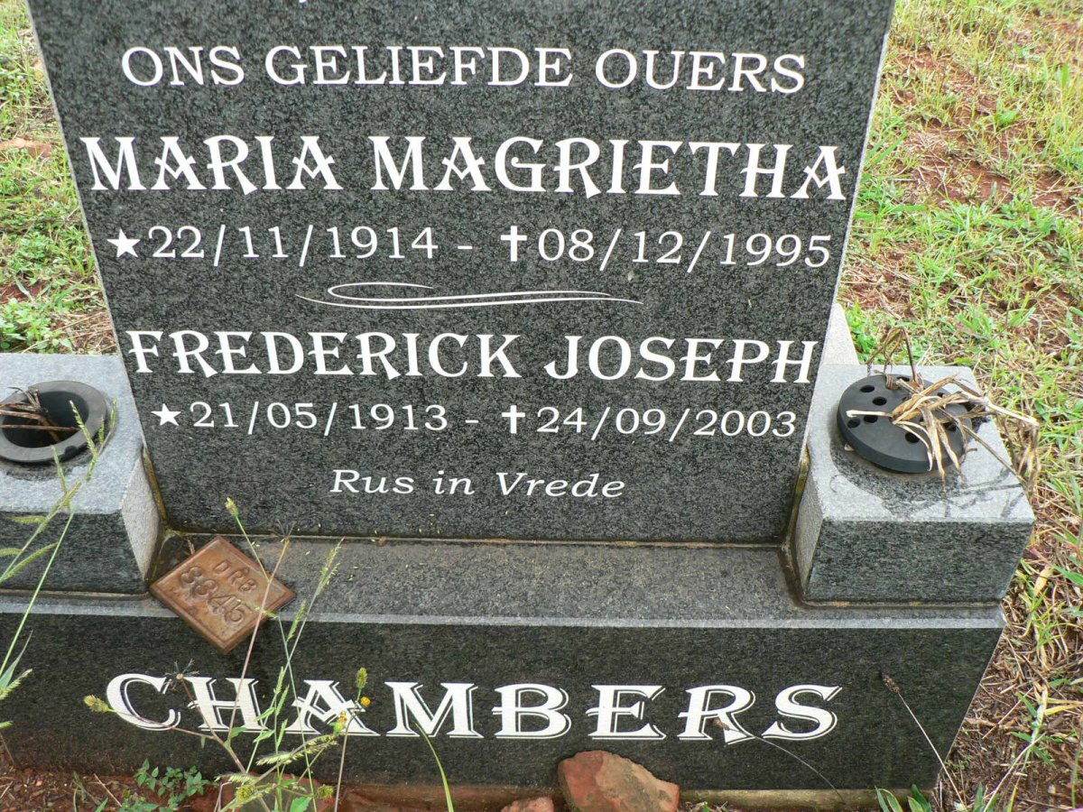 CHAMBERS Frederick Joseph 1913-2003 &amp; Maria Magrietha 1914-1995
