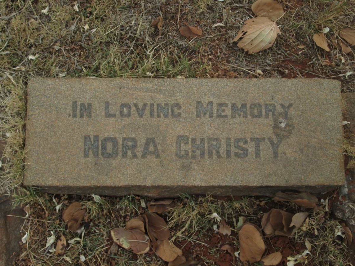 CHRISTY Nora