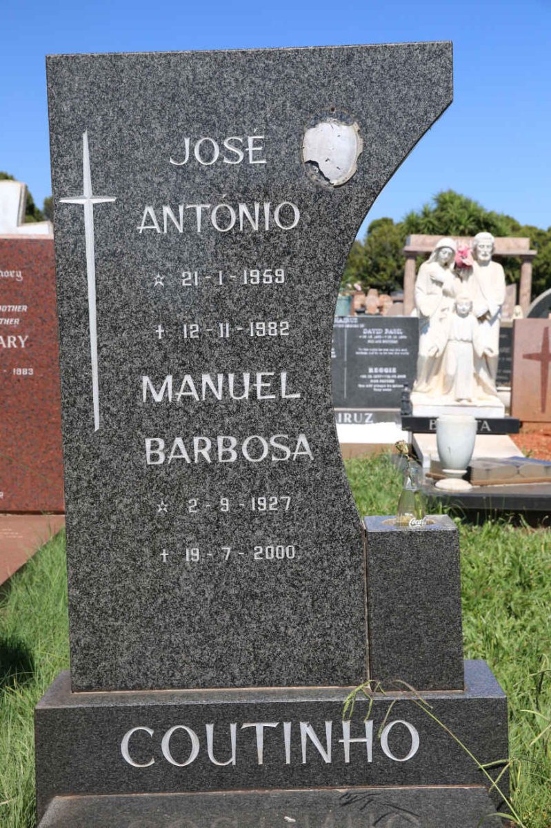 COUTINHO Manuel Barbosa 1927-2000 :: COUTINHO José António 1959-1982 