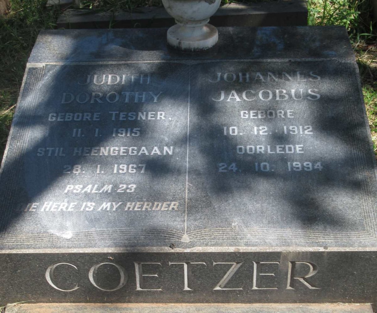 COETZER Johannes Jacobus 1912-1994 &amp; Judith Dorothy TESNER 1915-1967