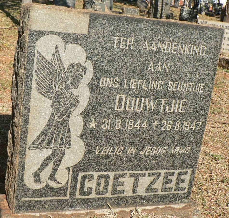 COETZEE Douwtjie 1944-1947