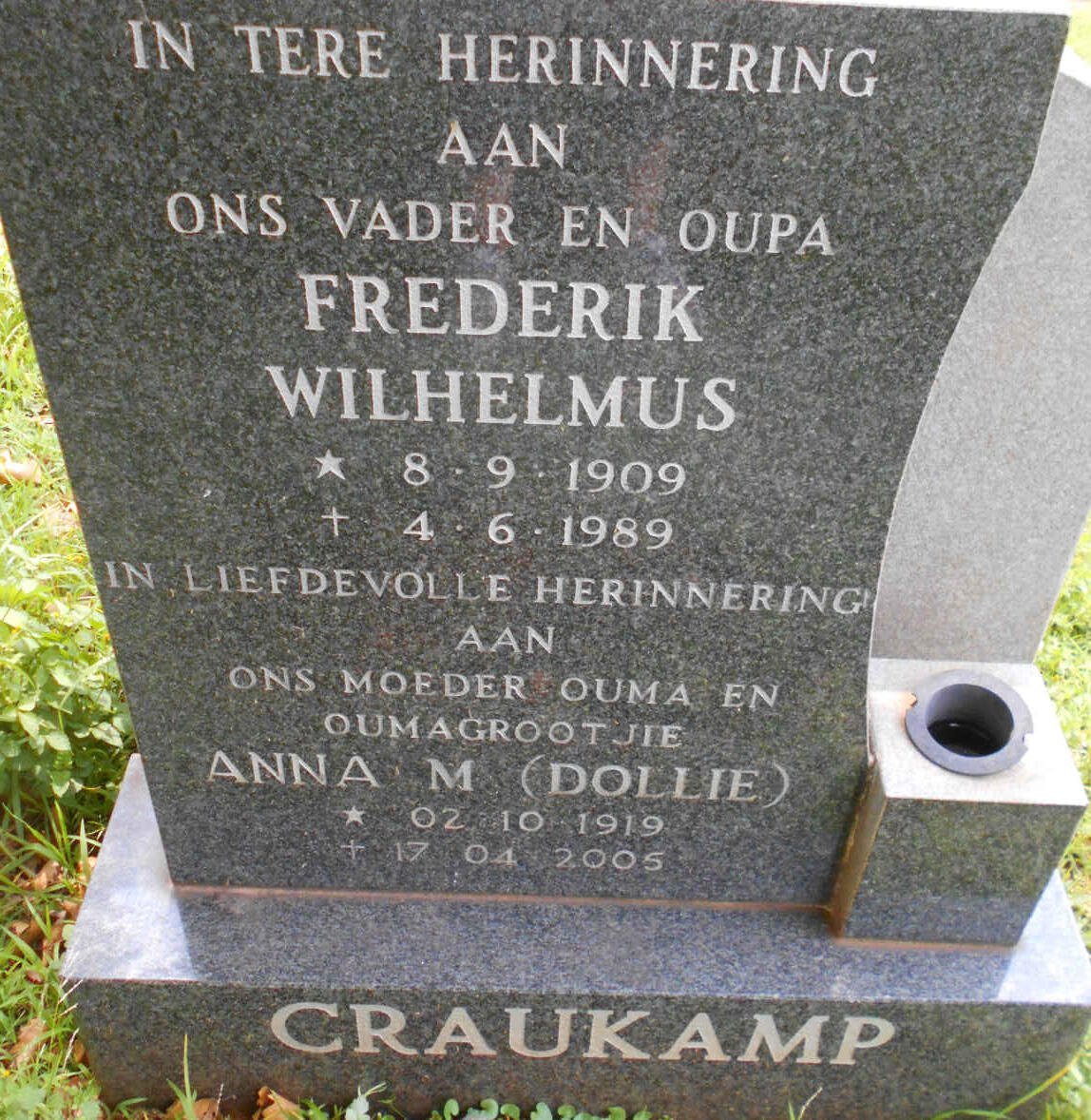 CRAUKAMP Frederik Wilhelmus 1909-1989 &amp; Anna M. 1919-2005