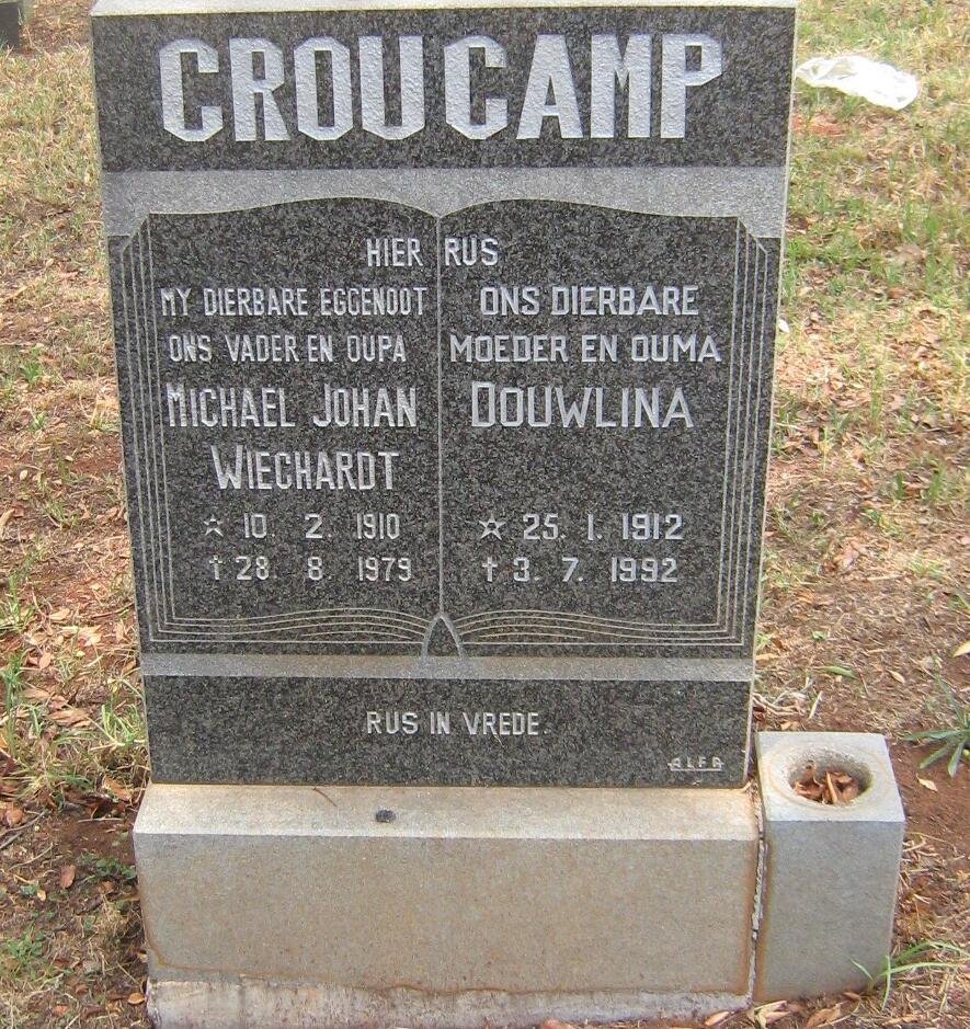 CROUCAMP Michael Johan Wiechardt 1910-1979 &amp; Douwlina 1912-1992