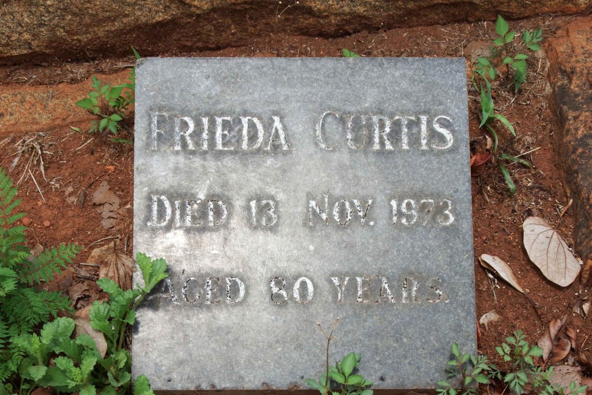 CURTIS Frieda -1973