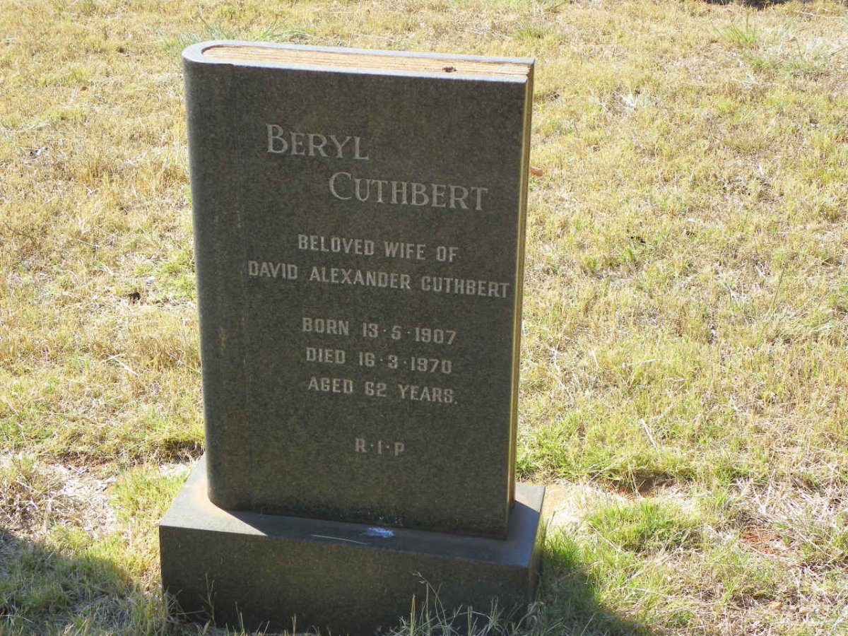 CUTHBERT Beryl 1907-1970