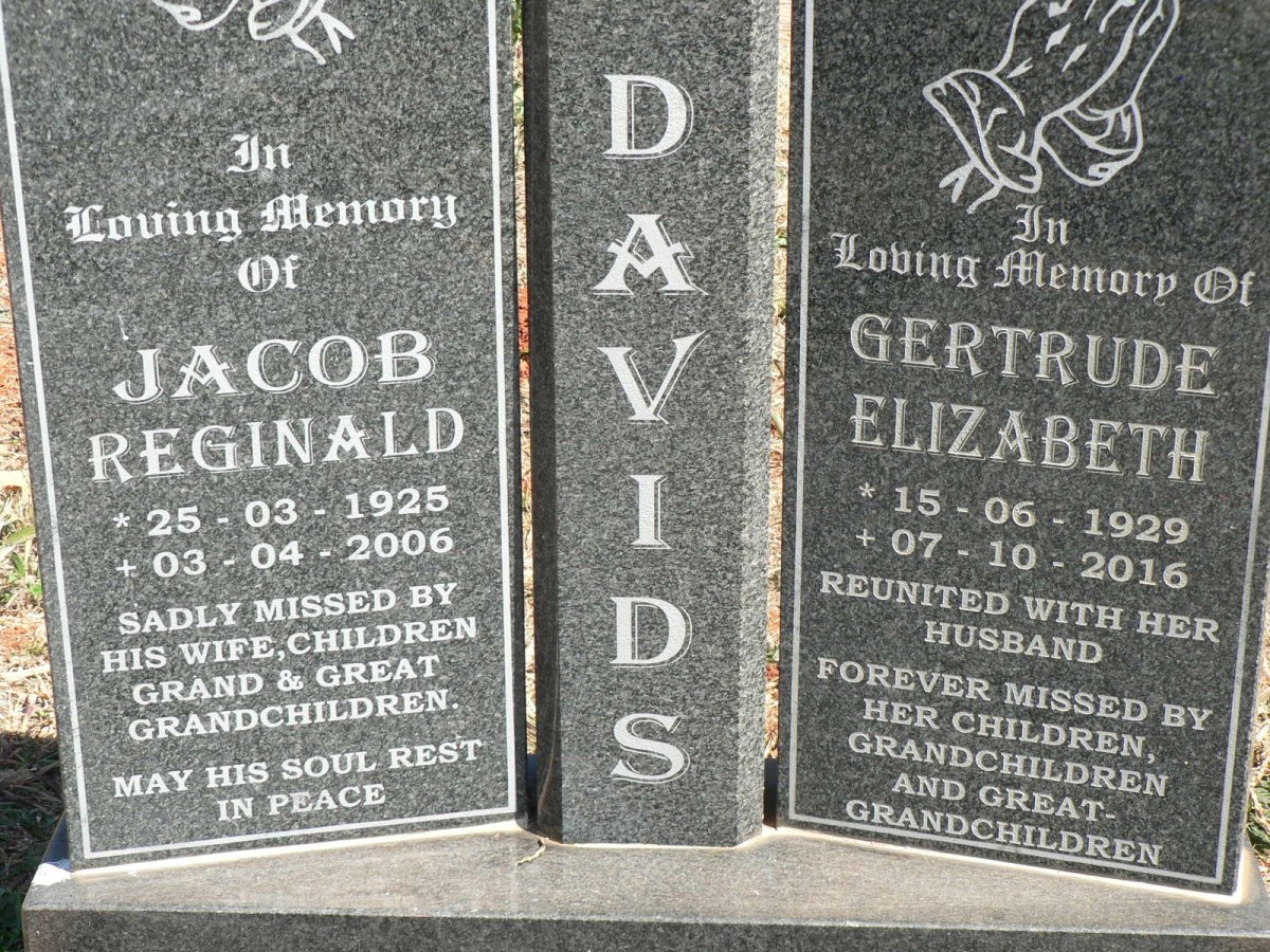 DAVIDS Jacob Reginald 1925-2006 &amp; Gertrude Elizabeth 1929-2016