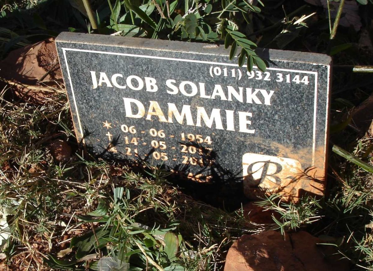 DAMMIE Jacob Solanky 1954-2017
