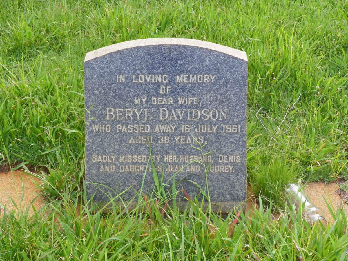 DAVIDSON Beryl -1961