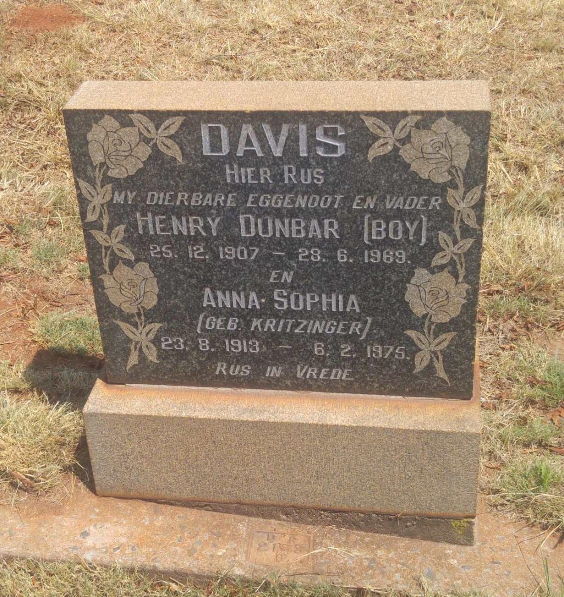 DAVIS Henry Dunbar 1907-1969 &amp; Anna Sophia KRITZINGER 1913-1975