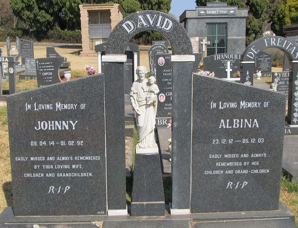 DAVID Johnny 1914-1992 &amp; Albina 1912-2003