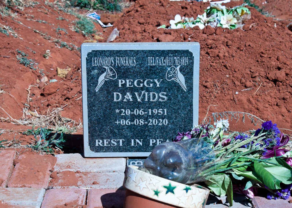 DAVIDS Peggy 1951-2020