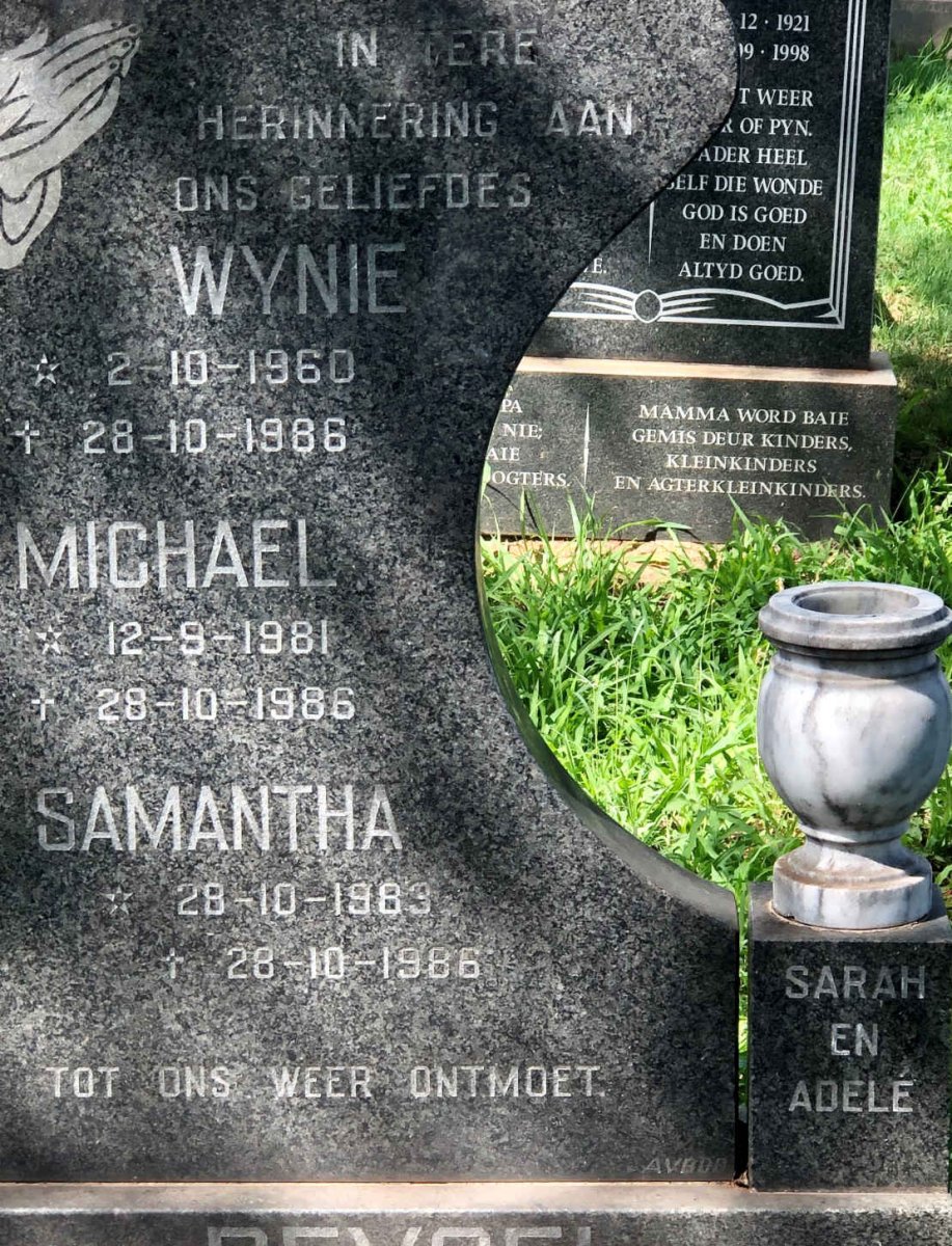 DEYSEL Wynie 1960-1986 :: DEYSEL Michael 1981-1986 :: DEYSEL Samantha 1983-1986