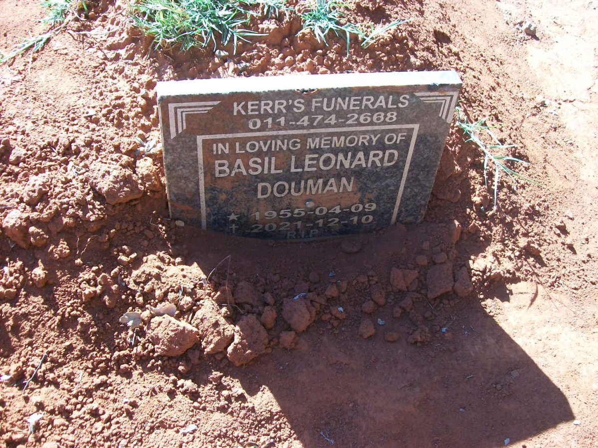 DOUMAN Basil Leonard 1955-2021