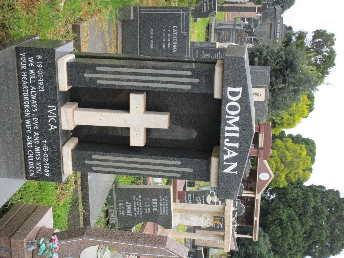 DOMIJAN Ivika 1921-1989