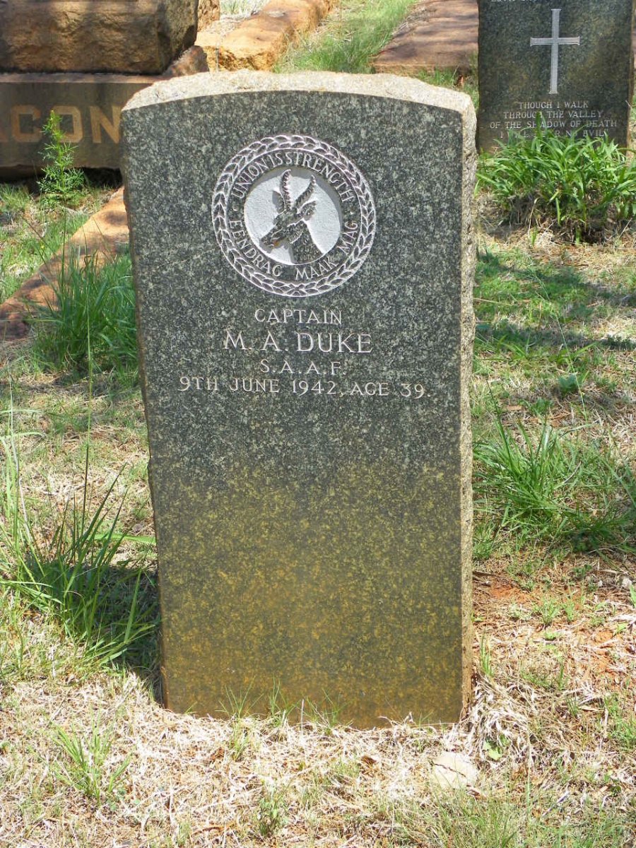 DUKE M.A. -1942