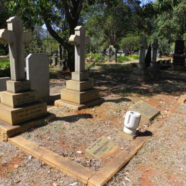 DURIE Family Grave