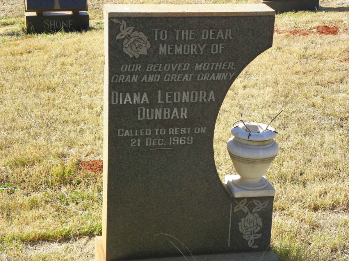 DUNBAR Diana Leonora -1969