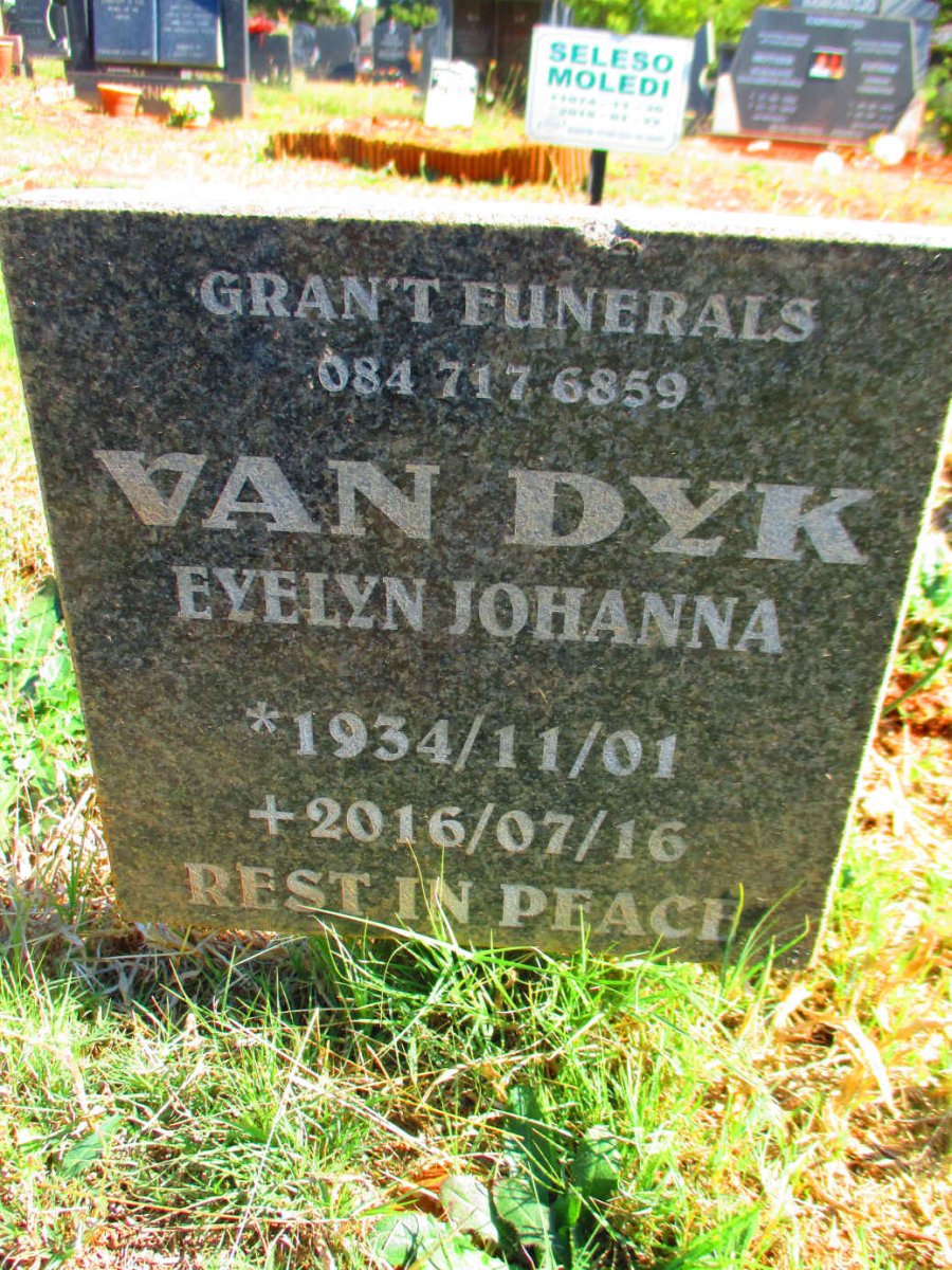 DYK Evelyn Johanna, van 1934-2016