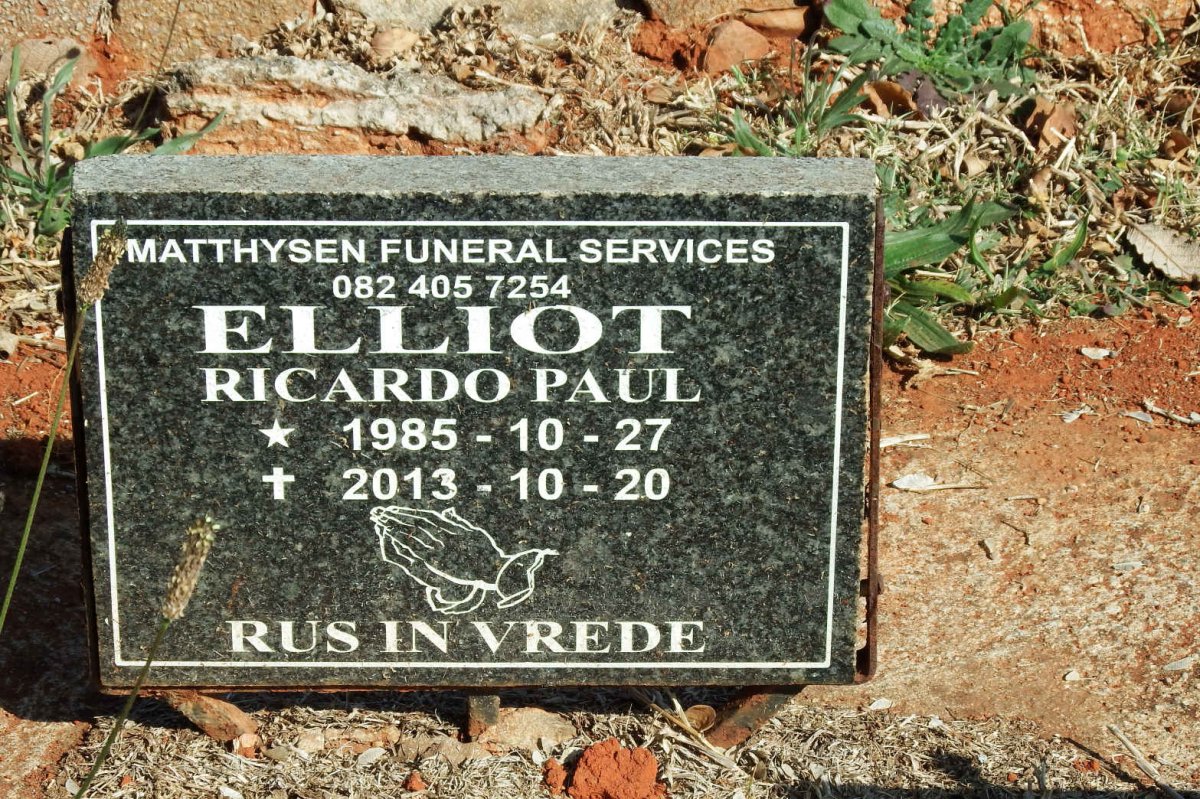 ELLIOT Ricardo Paul 1985-2013