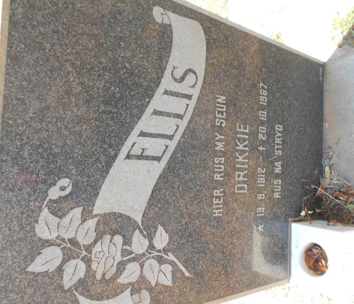 ELLIS Drikkie 1912-1967