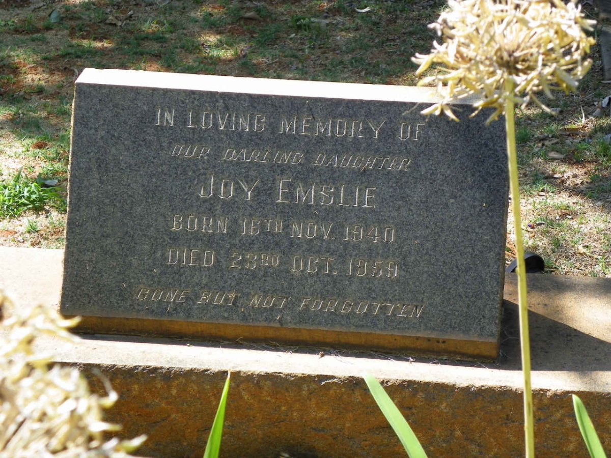EMSLIE Joy 1940-1959
