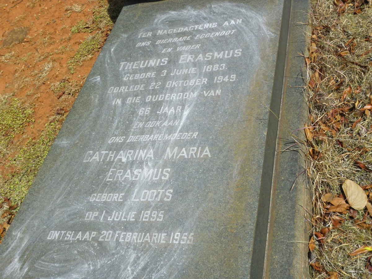 ERASMUS Theunis 1883-1949 &amp; Catharina Maria LOOTS 1895-1955