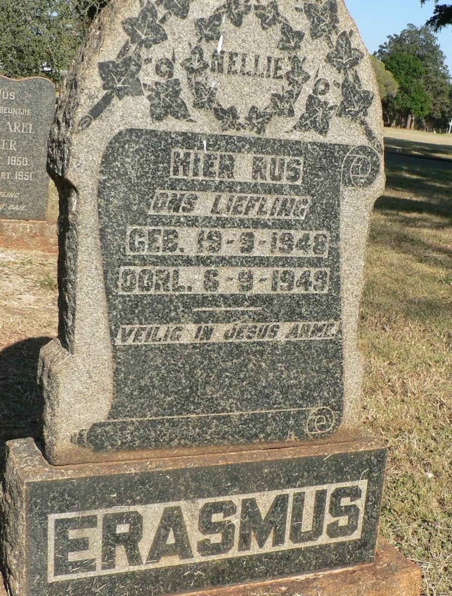 ERASMUS Nellie 1948-1949
