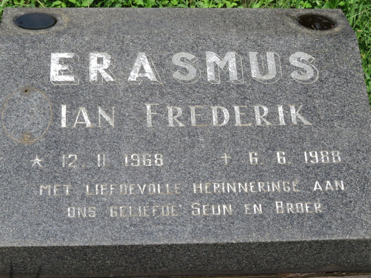 ERASMUS Ian Frederik 1968-1988