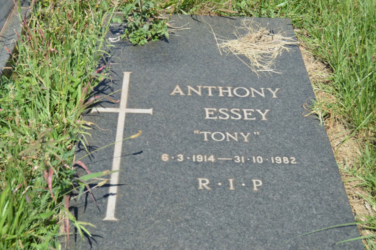 ESSEY Anthony 1914-1982