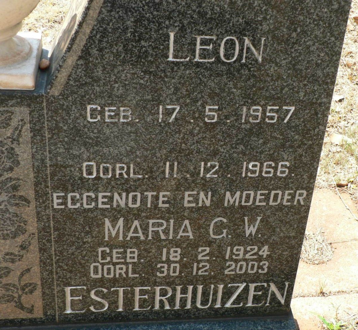 ESTERHUIZEN Maria G.W. 1924-2003 :: ESTERHUIZEN Leon 1957-1966