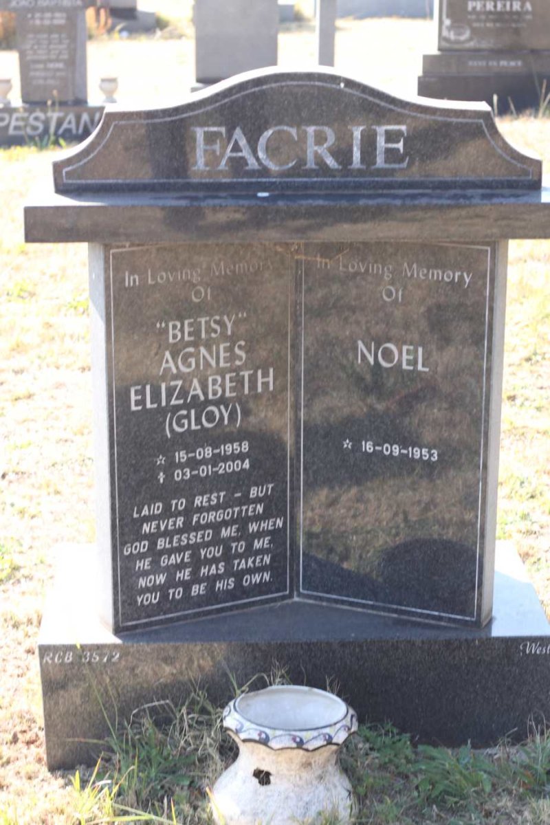 FACRIE Noel 1953- &amp; Agnes Elizabeth GLOY 1958-2004